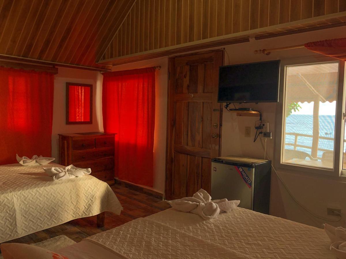 Hostal Familiar Rolo 圣卡塔利娜岛 外观 照片