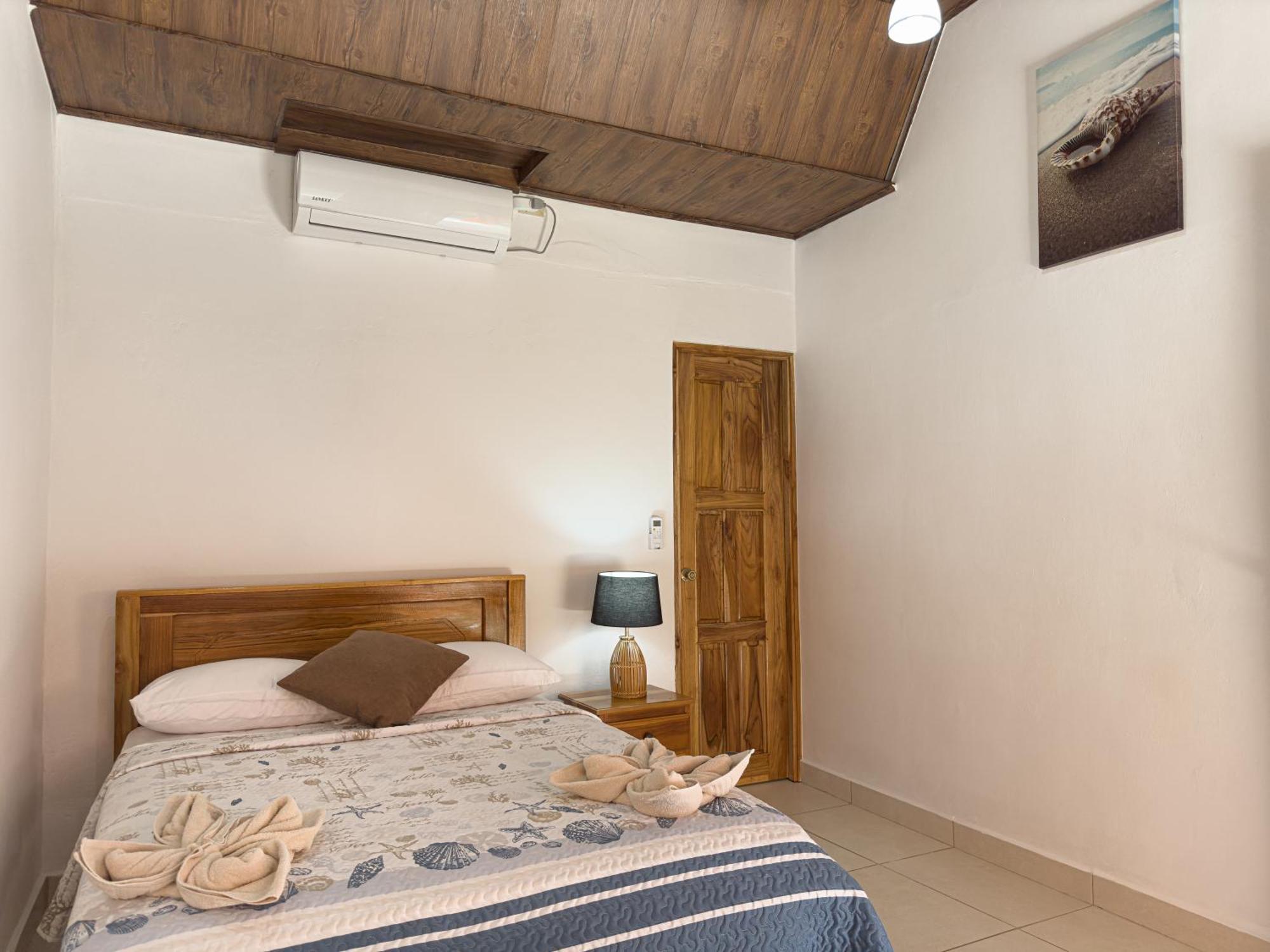 Hostal Familiar Rolo 圣卡塔利娜岛 外观 照片
